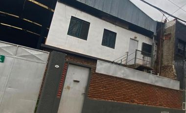 Galpón en  San Isidro