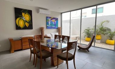 TownHouse en renta, Temozón Mérida Yuc