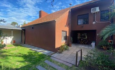 Casa en Adrogue