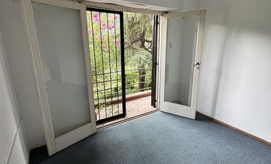 ALQUILER DEPARTAMENTO DE ESCALERA