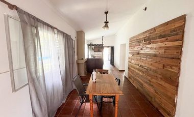 Venta Casa Av. Belgrano 1600 - Pérez.