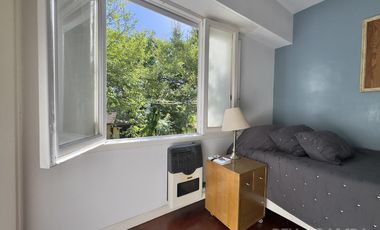 CASA VENTA VICENTE LÓPEZ 4 AMBIENTES  COCHERA