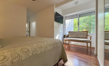CASA VENTA VICENTE LÓPEZ 4 AMBIENTES  COCHERA