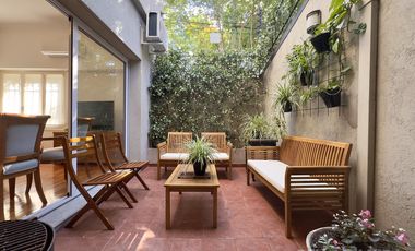 CASA VENTA VICENTE LÓPEZ 4 AMBIENTES  COCHERA