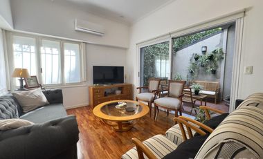 CASA VENTA VICENTE LÓPEZ 4 AMBIENTES  COCHERA