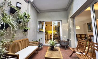 CASA VENTA VICENTE LÓPEZ 4 AMBIENTES  COCHERA