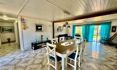 Casa en La Caleta de 4 ambientes