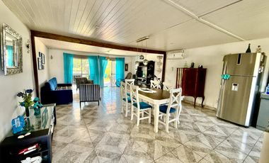 Casa en La Caleta de 4 ambientes