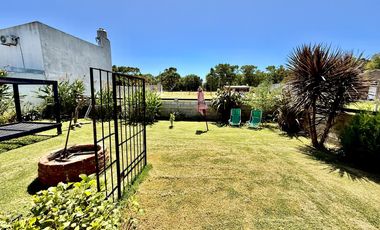 Casa en La Caleta de 4 ambientes