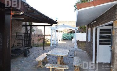 VENTA DE CASA 4 AMBIENTES EN VILLA MADERO