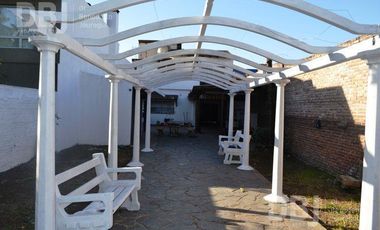 VENTA DE CASA 4 AMBIENTES EN VILLA MADERO