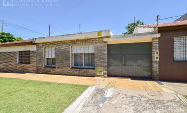 Casa 3 ambientes VENTA Temperley