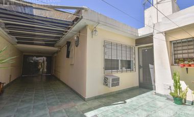 Casa 3 ambientes VENTA Temperley