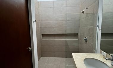 Casa en renta  amueblada con alberca, Mérida Yucatán