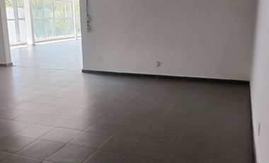 Edificio en Renta en Pensil