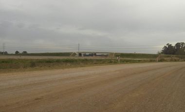 Campo en Venta - Buen Ayre sobre  Autopista Pte. Perón y Av. Patricios- Total o Fracciones