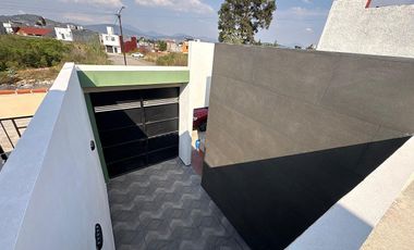 Casa Nueva de Una Planta con Acabados Modernos en Bosques de Pátzcuaro