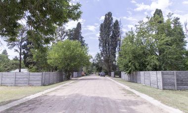 Lote en Barrio cerrado y abierto