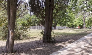 Lote en Barrio cerrado y abierto