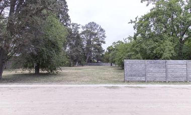 Lote en Barrio cerrado y abierto