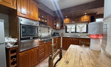 PH 3 AMBIENTES VENTA EN Los patos esq Av. Rosales  (REMEDIOS DE ESCALADA)