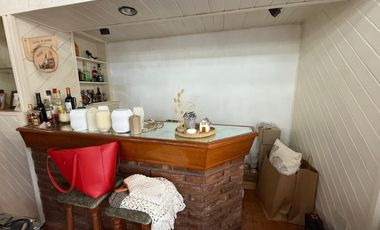 PH 3 AMBIENTES VENTA EN Los patos esq Av. Rosales  (REMEDIOS DE ESCALADA)