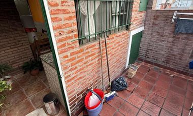 PH 3 AMBIENTES VENTA EN Los patos esq Av. Rosales  (REMEDIOS DE ESCALADA)