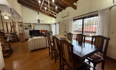 PH 3 AMBIENTES VENTA EN Los patos esq Av. Rosales  (REMEDIOS DE ESCALADA)