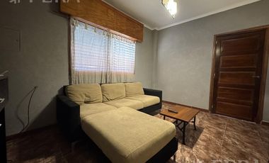 Venta Casa 5 ambientes con cochera, quincho y parrilla en Villa Dominico