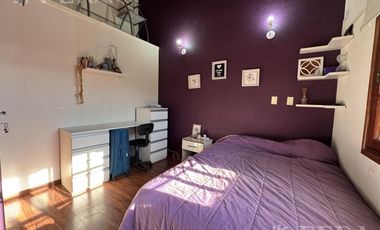 Venta Casa 5 ambientes con cochera, quincho y parrilla en Villa Dominico