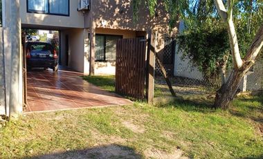 Casa en Villa Parque Sicardi