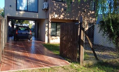 Casa en Villa Parque Sicardi