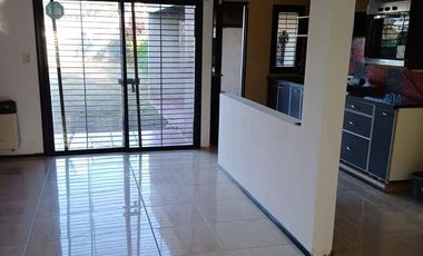 Casa en Villa Parque Sicardi