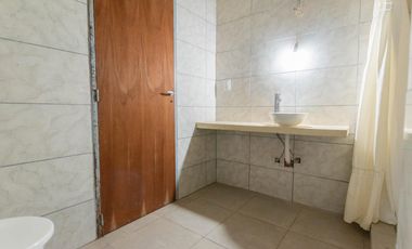 665 entre 16 y 17 Sicardi, casa con piscina en VENTA