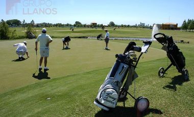 Departamento en Venta con 2 dormitorios en El Nacional Club de Campo, General Rodriguez