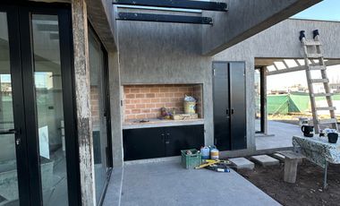 Casa en Chacras De Coria