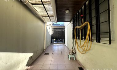 Venta casa 3 ambientes con cochera y quincho en Wilde