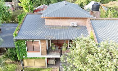 Casa en  venta en Camino de la costa, sobre calle 3