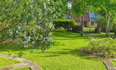 Casa en  venta en Camino de la costa, sobre calle 3
