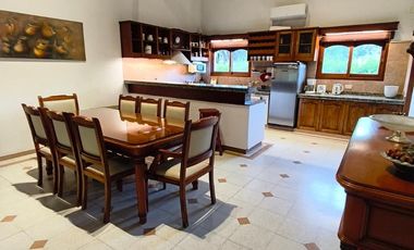 Casa en  venta en Camino de la costa, sobre calle 3