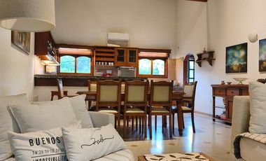 Casa en  venta en Camino de la costa, sobre calle 3