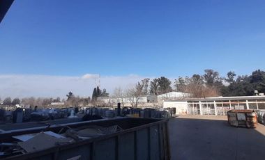 Planta industrial de 13745 m2 cub, en Moreno