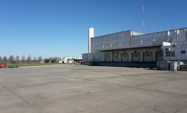 Planta industrial de 13745 m2 cub, en Moreno