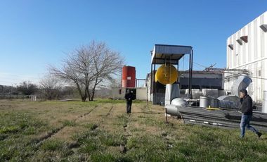 Planta industrial de 13745 m2 cub, en Moreno