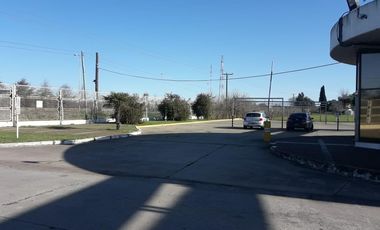 Planta industrial de 13745 m2 cub, en Moreno