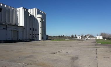 Planta industrial de 13745 m2 cub, en Moreno