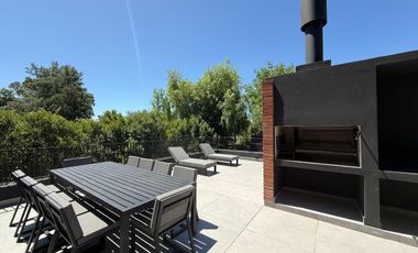 Venta Dúplex 3 ambientes en Pilar Caamaño