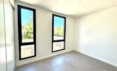 Venta Dúplex 3 ambientes en Pilar Caamaño