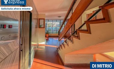 ¡Viví frente a la Plaza Malvinas en un cómodo 4 ambientes en Catalinas Sur!