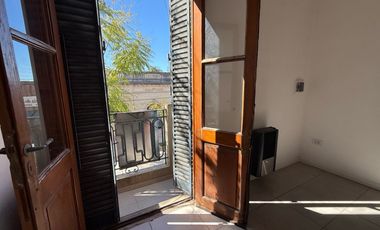 Departamento en Lobos